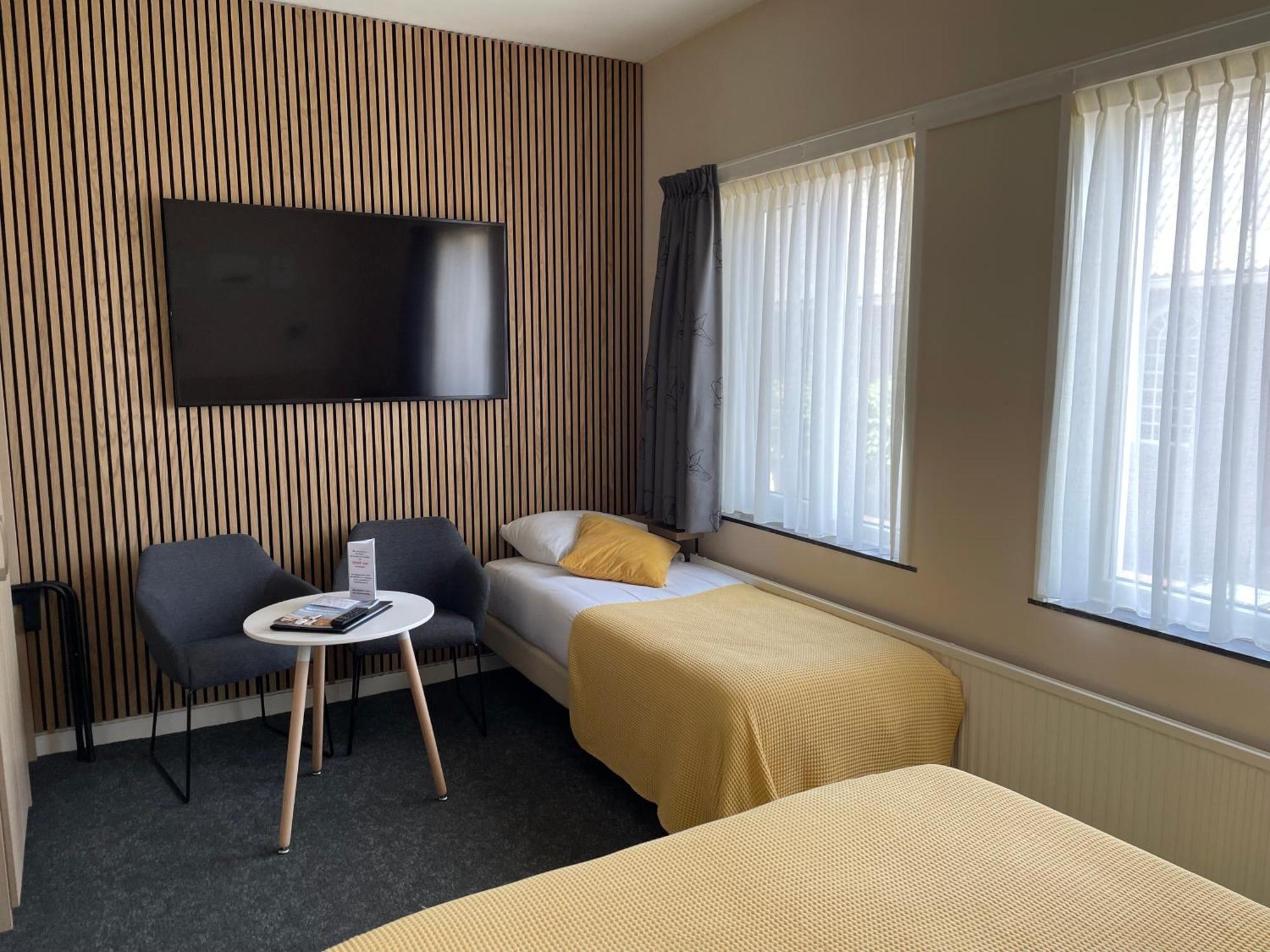 Hotel Oepkes Вест-Терсхелинг Стая снимка