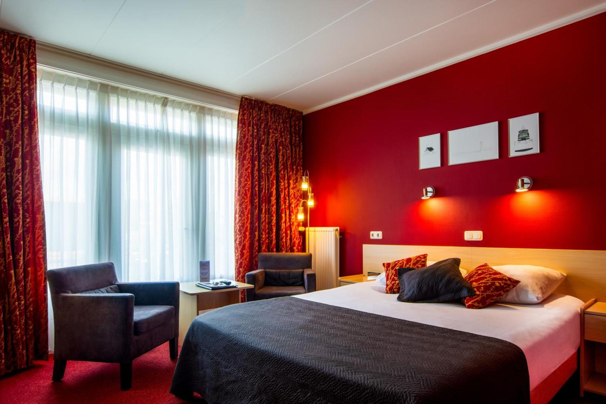 Hotel Oepkes Вест-Терсхелинг Екстериор снимка