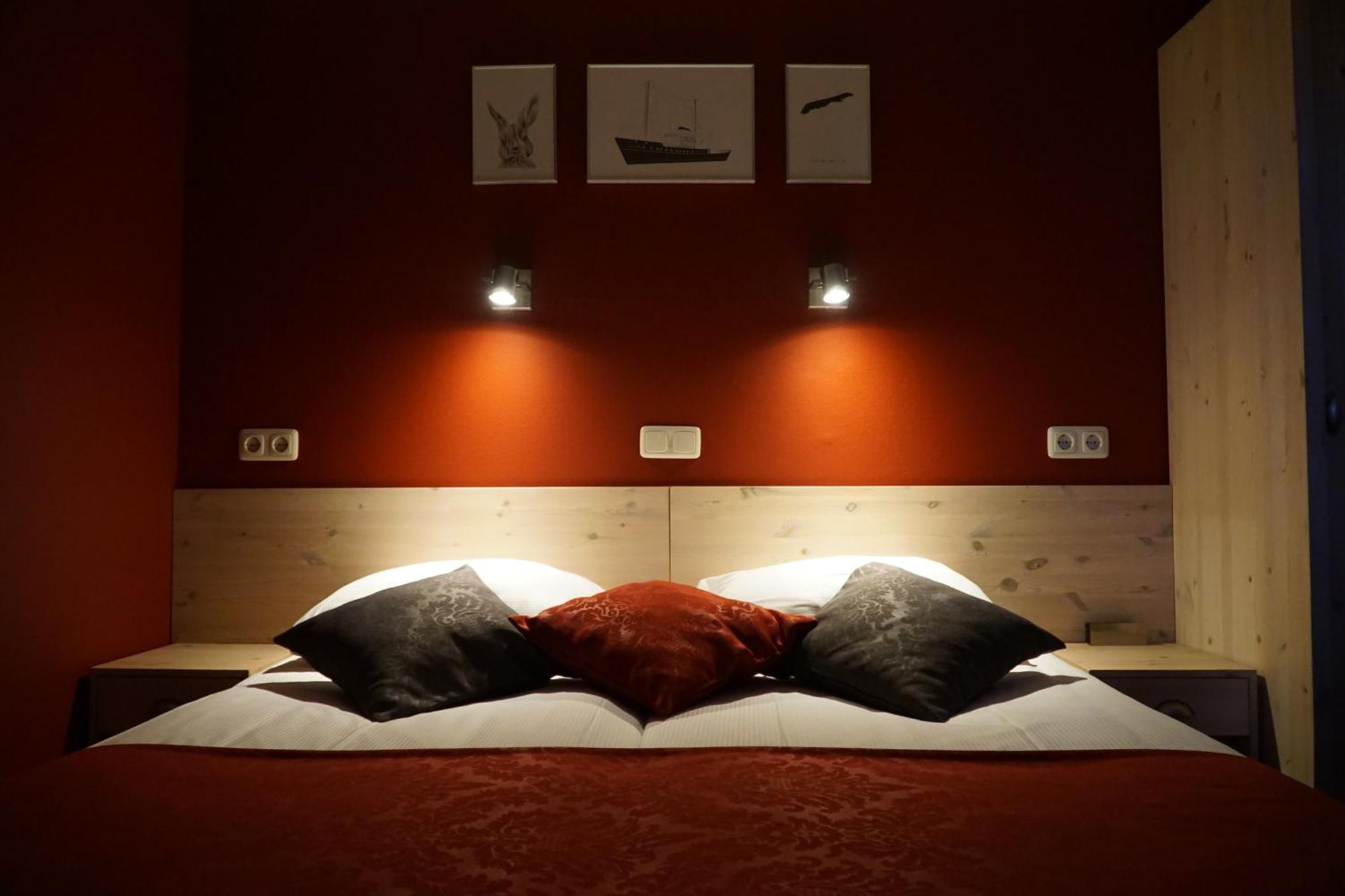 Hotel Oepkes Вест-Терсхелинг Екстериор снимка